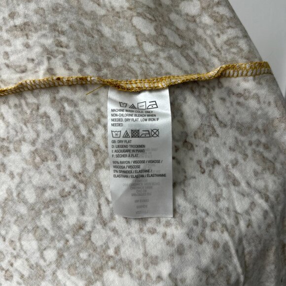 โจ **LOGO by Lori Goldstein Animal Print Tunic Top** โจ - Picture 8 of 9